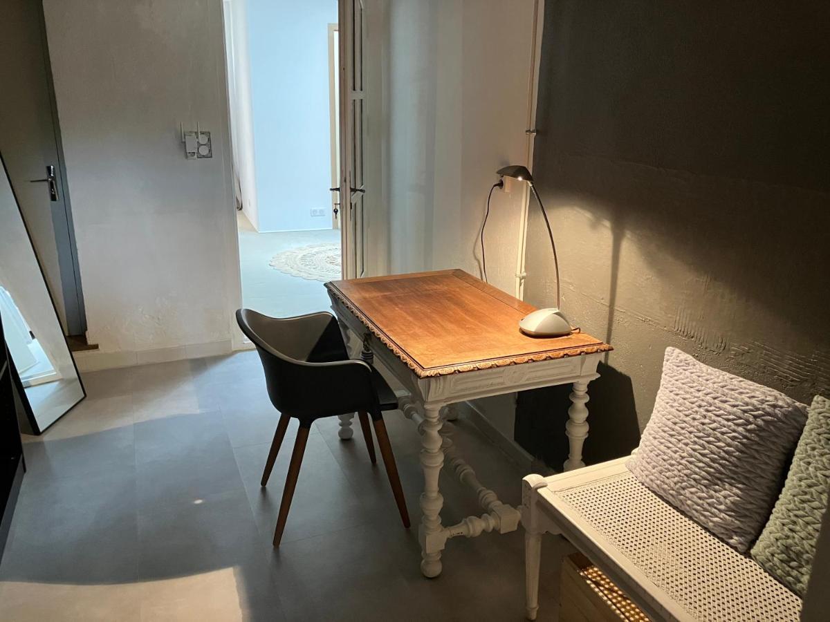 Chambre Avec Petit-Dejeuner En Provence Luberon La Tour-d'Aigues ภายนอก รูปภาพ
